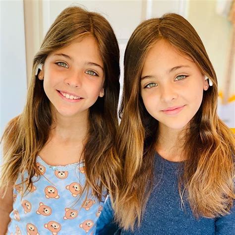 Ava + Leah (@clementstwins) • Instagram photos and videos